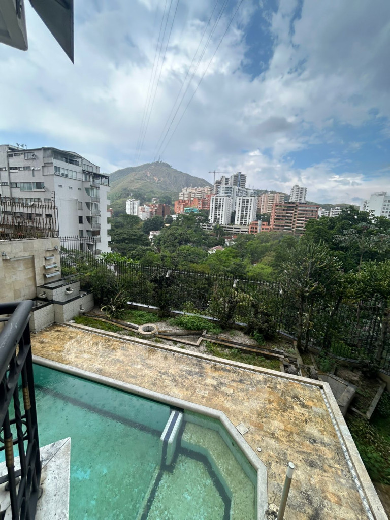 Apartamento En Arriendo - La Alborada, Cali