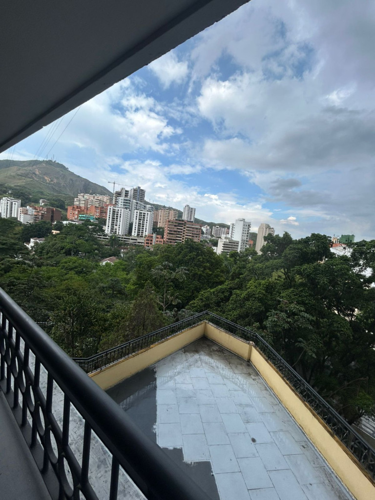 Apartamento En Arriendo - La Alborada, Cali