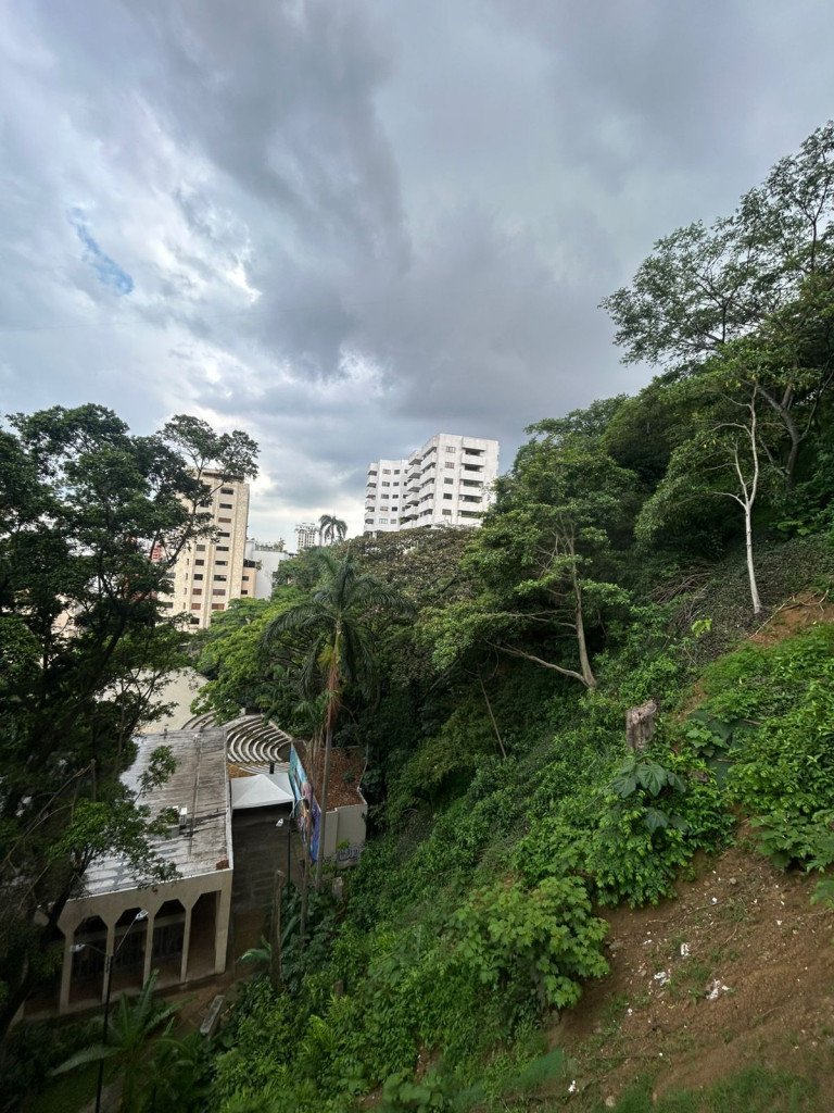 Apartamento En Arriendo - La Alborada, Cali