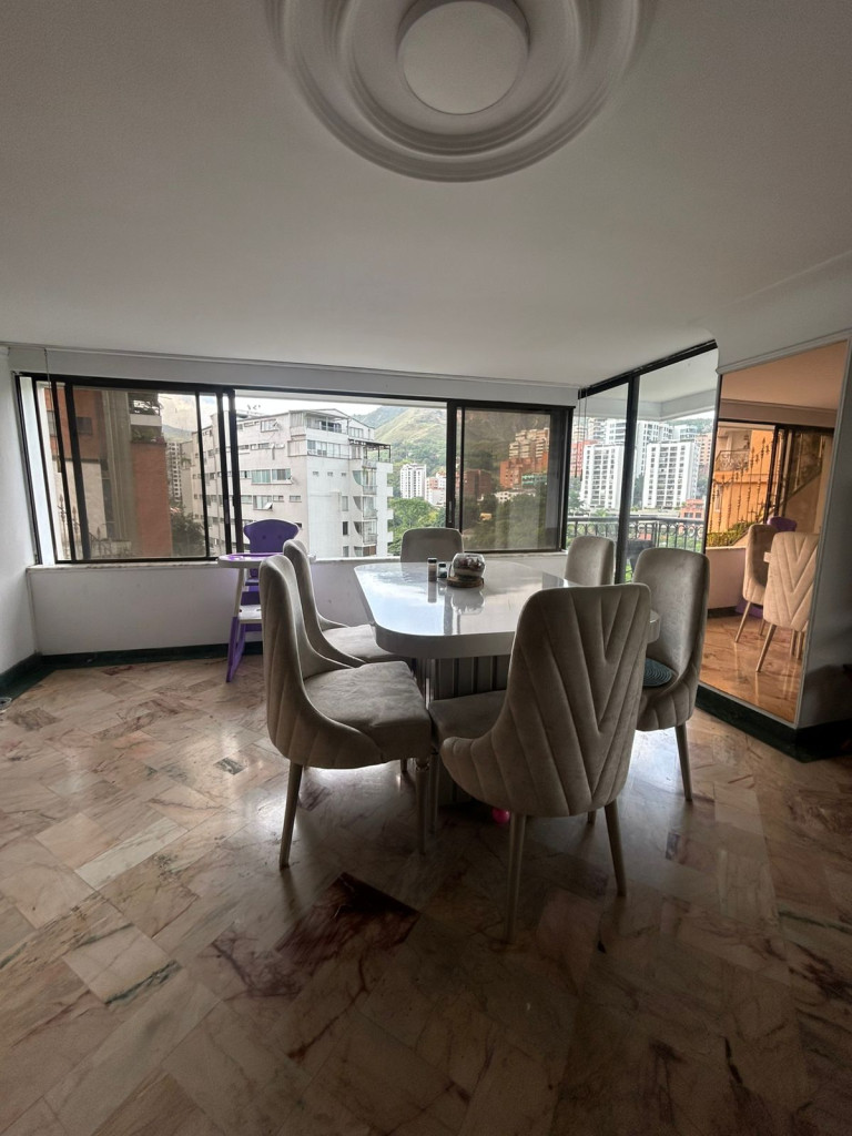 Apartamento En Arriendo - La Alborada, Cali