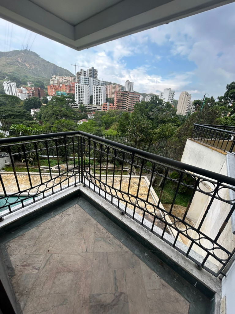 Apartamento En Arriendo - La Alborada, Cali