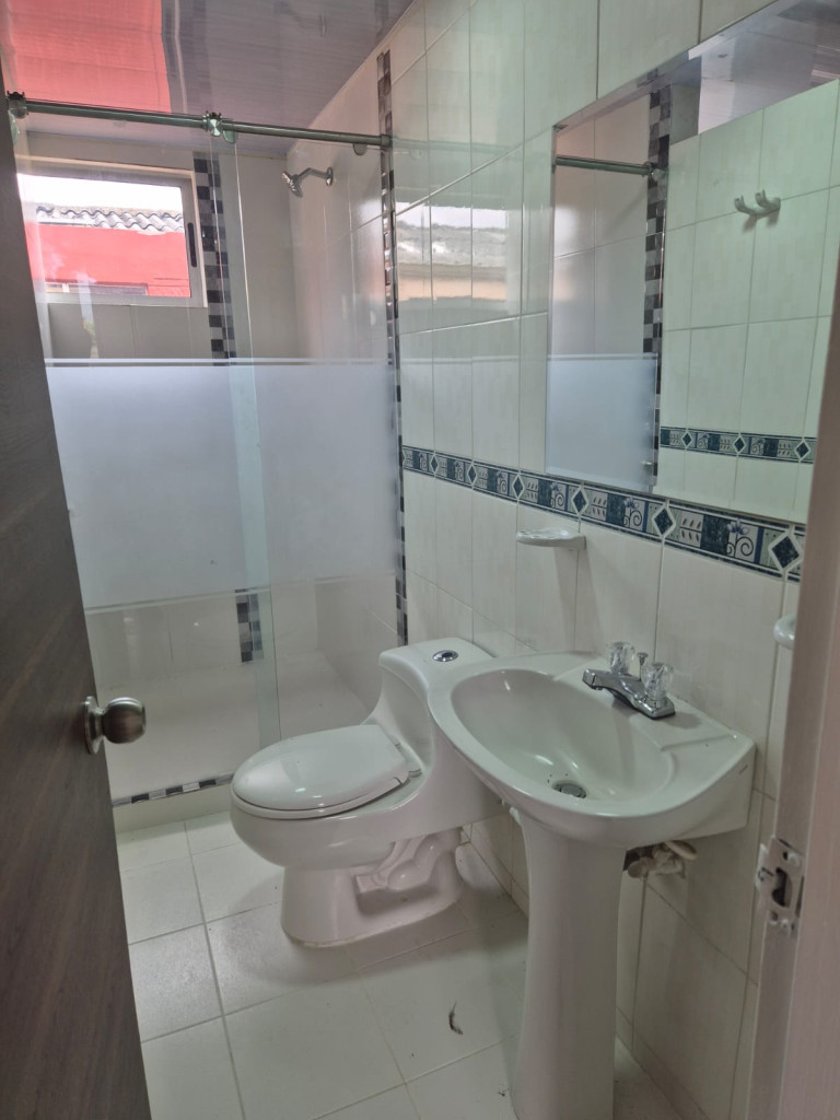 Apartamento En Arriendo - Primero De Mayo, Cali
