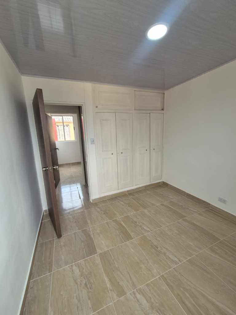 Apartamento En Arriendo - Primero De Mayo, Cali