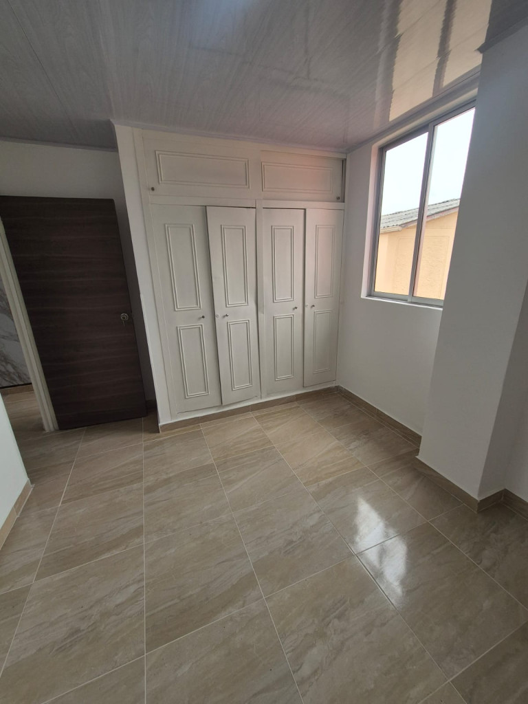 Apartamento En Arriendo - Primero De Mayo, Cali