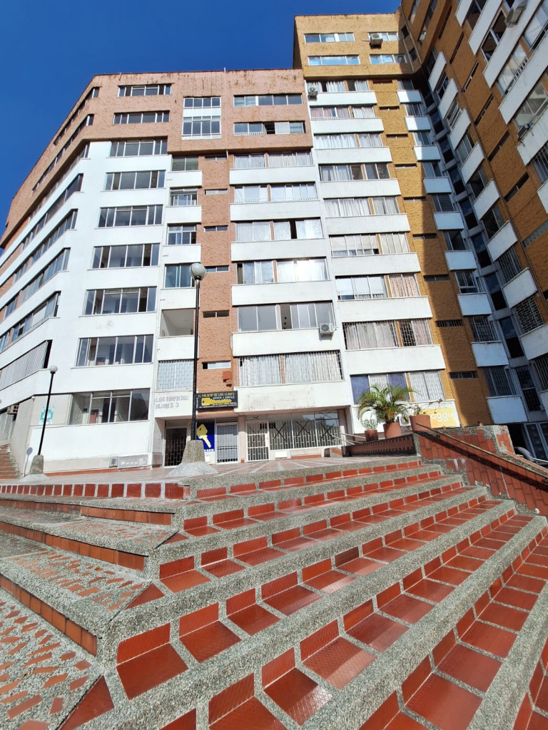 Local En Arriendo - Granada, Cali