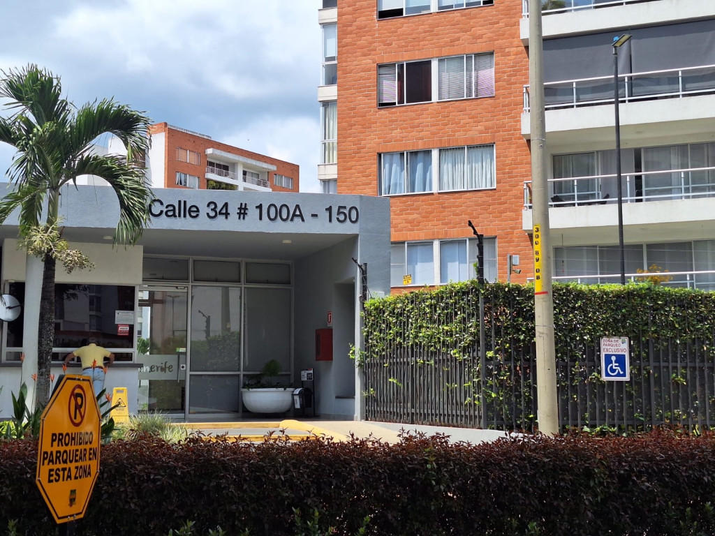 Apartamento En Arriendo - Valle Del Lili, Cali