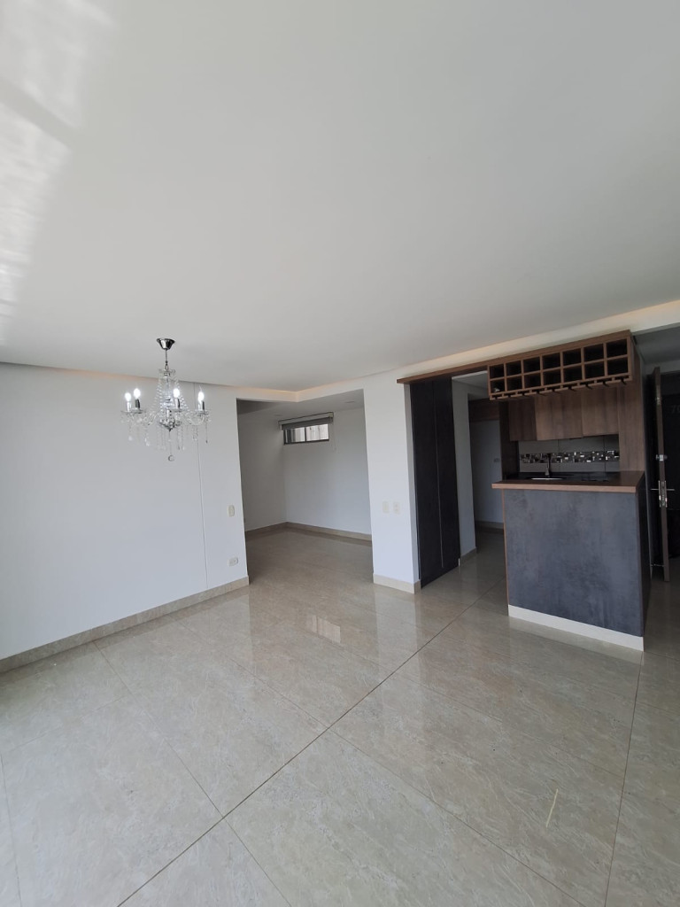 Apartamento En Arriendo - Valle Del Lili, Cali
