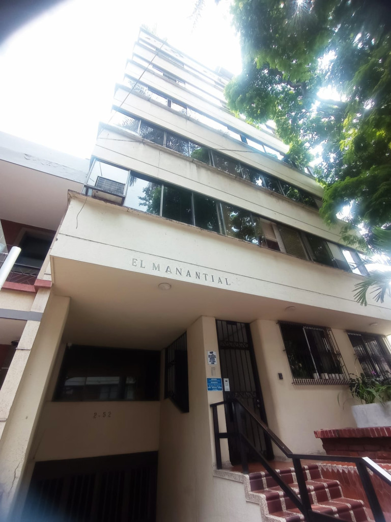 Apartamento En Venta - Centenario, Cali