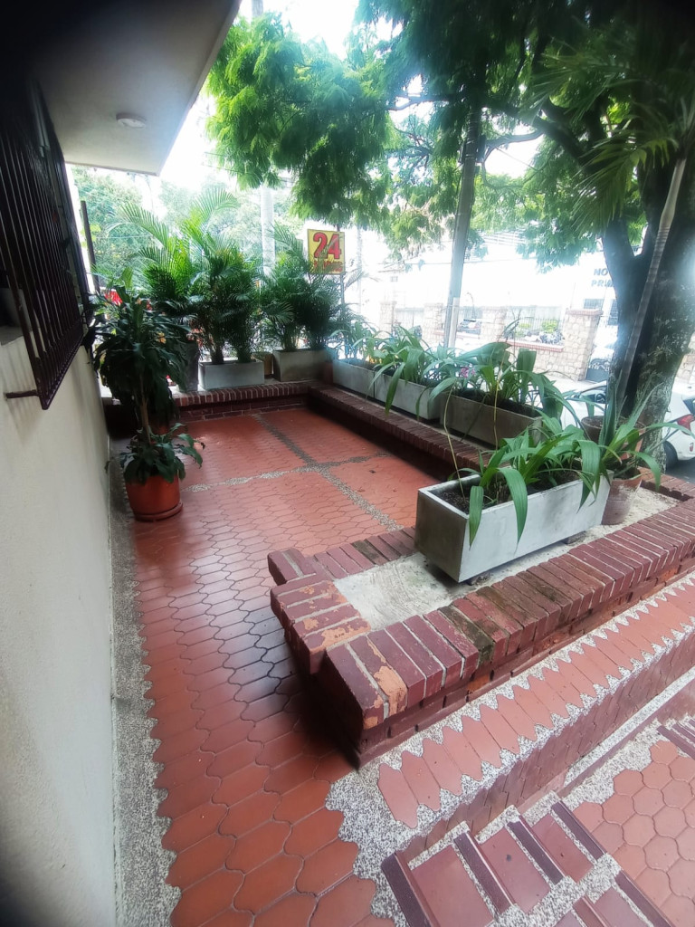 Apartamento En Venta - Centenario, Cali