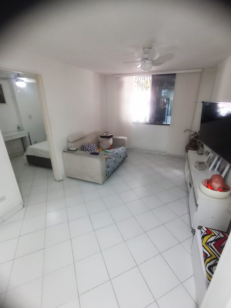 Apartamento En Venta - Centenario, Cali