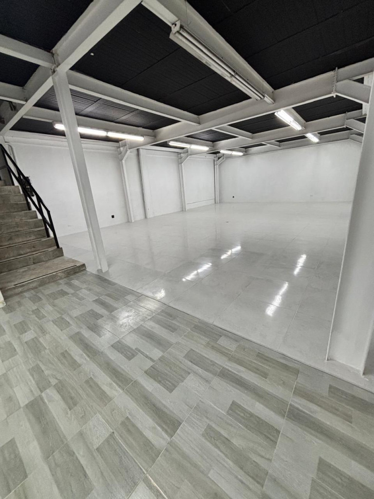 Bodega En Arriendo - Vipasa, Cali