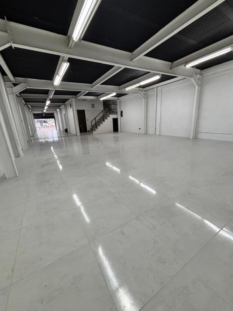 Bodega En Arriendo - Vipasa, Cali
