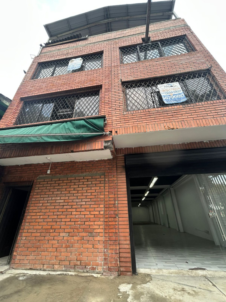 Bodega En Arriendo - Vipasa, Cali