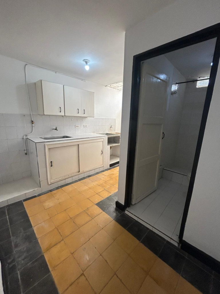 Apartaestudio En Arriendo - Miraflores, Cali