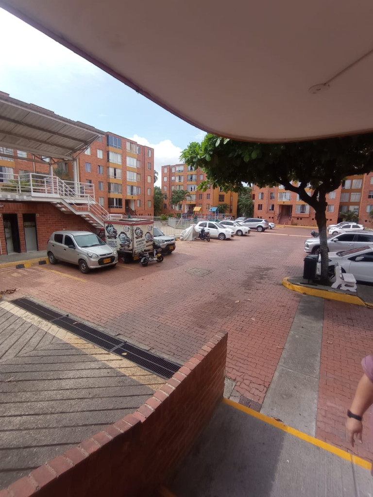 Apartamento En Venta - El Limonar, Cali