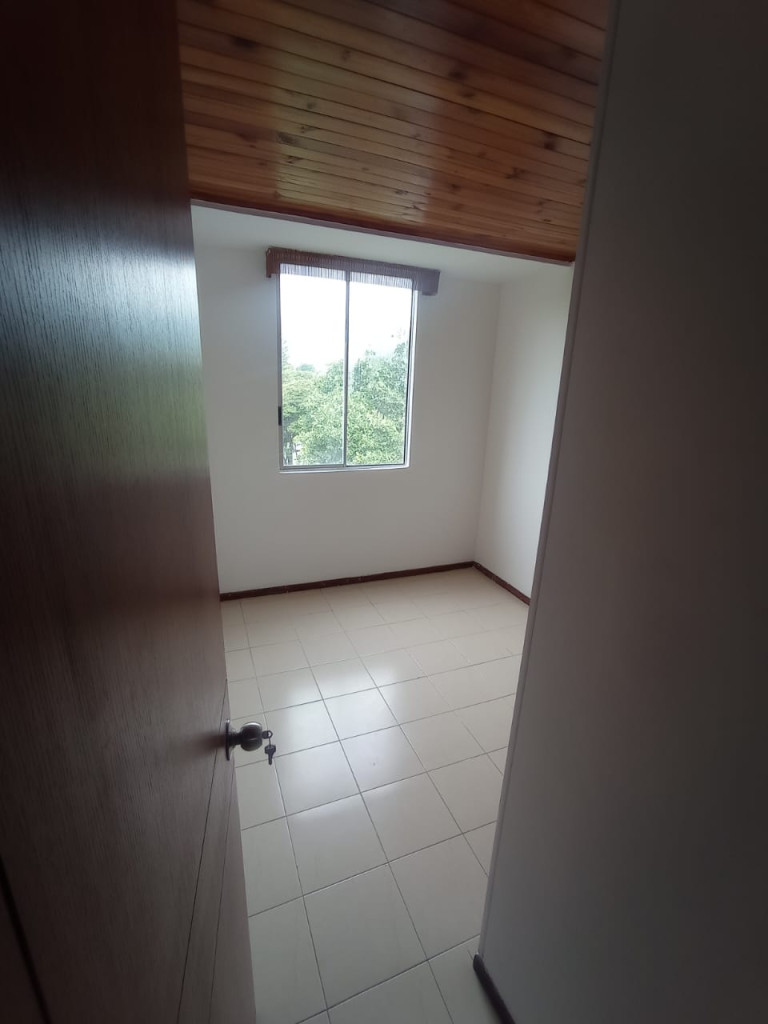 Apartamento En Venta - El Limonar, Cali