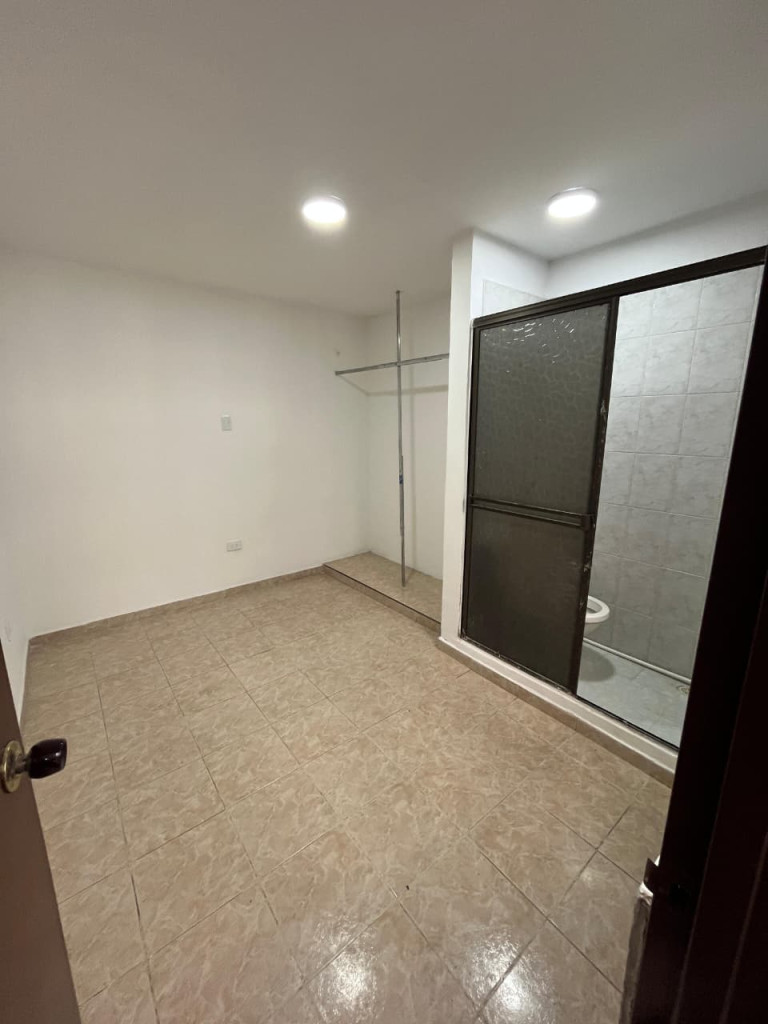 Apartamento En Arriendo - Urbanización La Base, Cali