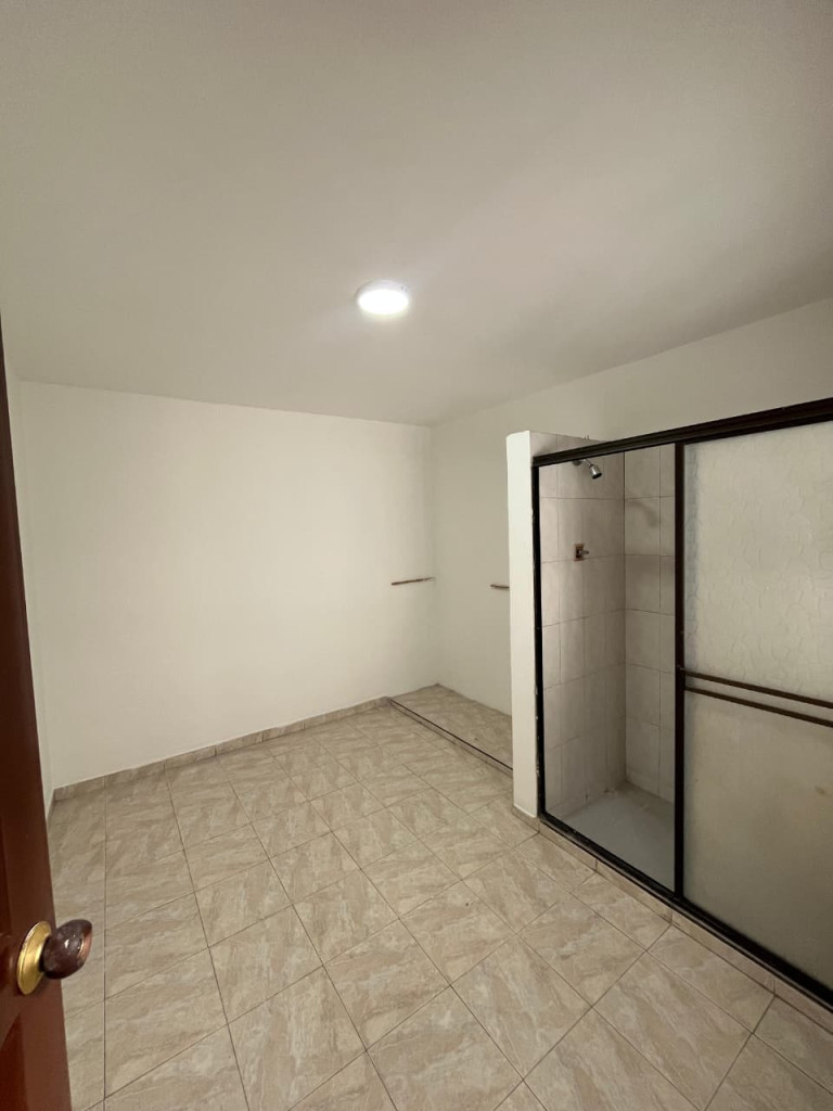 Apartamento En Arriendo - Urbanización La Base, Cali