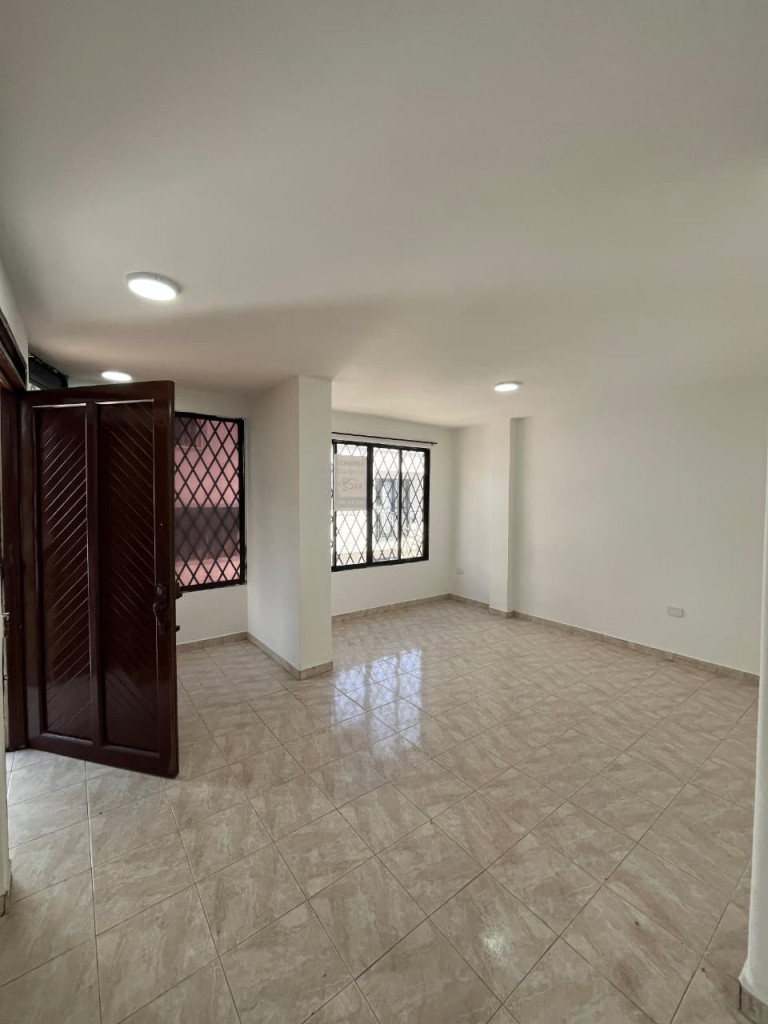Apartamento En Arriendo - Urbanización La Base, Cali