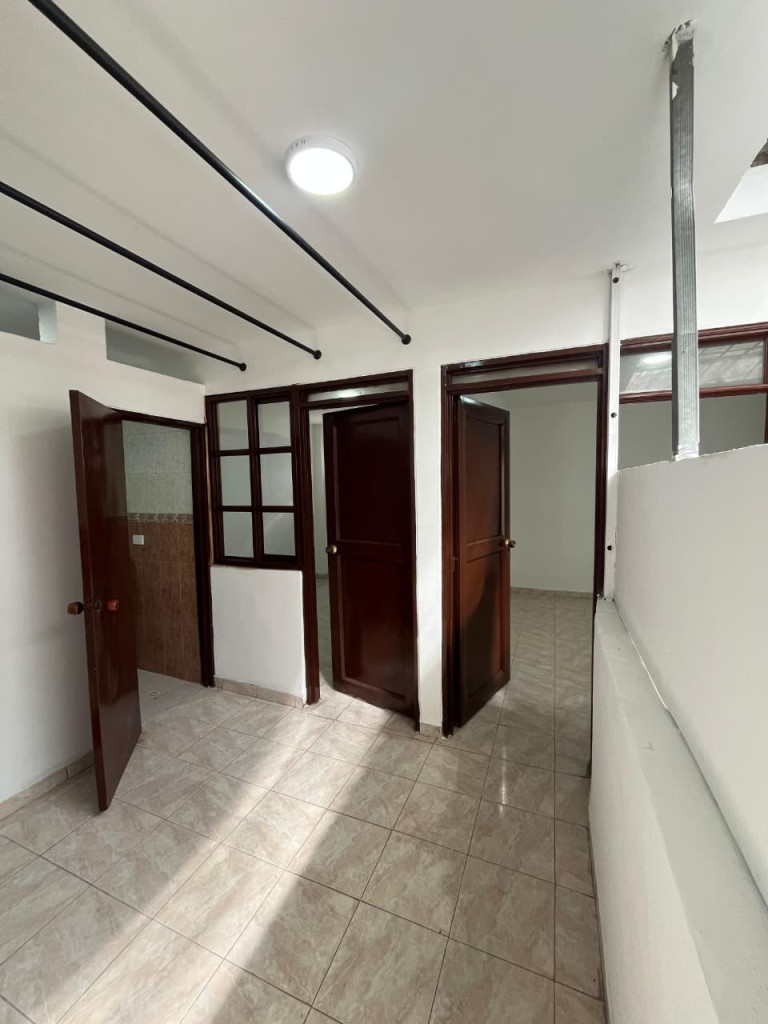 Apartamento En Arriendo - Urbanización La Base, Cali