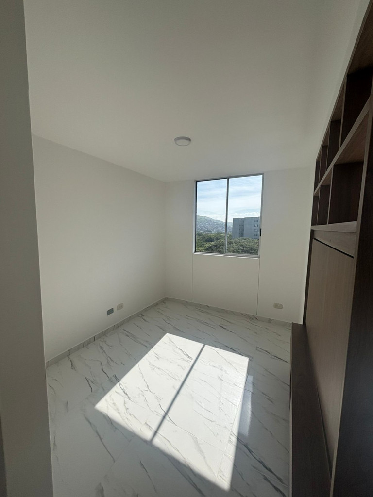 Apartamento En Venta - Ciudad Guabinas, Yumbo