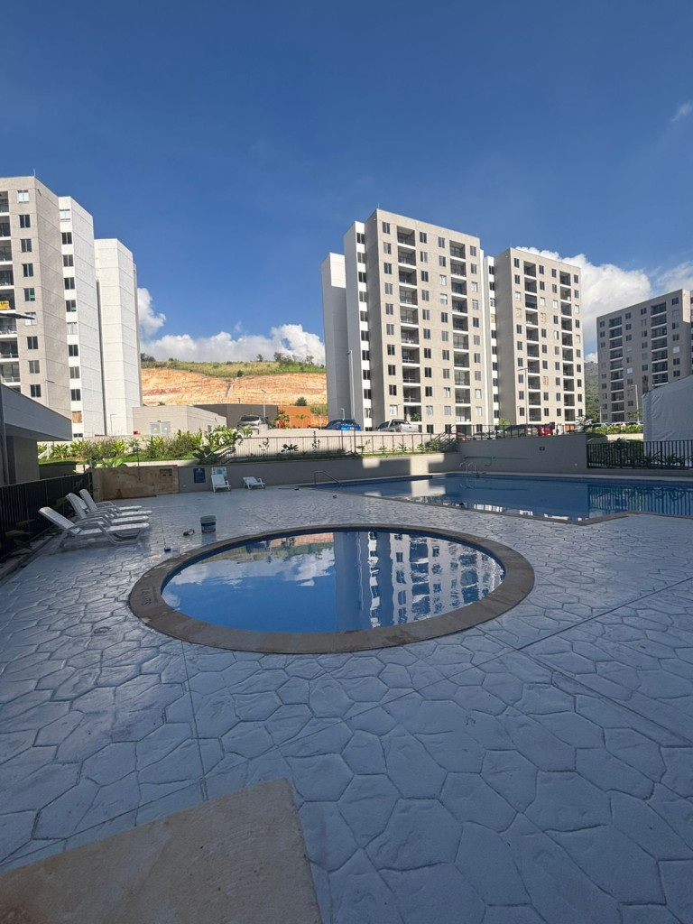 Apartamento En Venta - Ciudad Guabinas, Yumbo