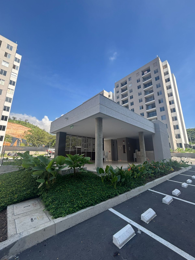Apartamento En Venta - Ciudad Guabinas, Yumbo