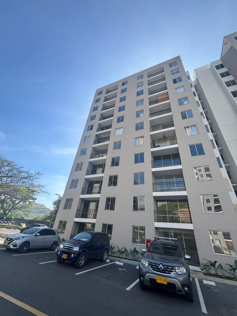 Apartamento En Venta - Ciudad Guabinas, Yumbo