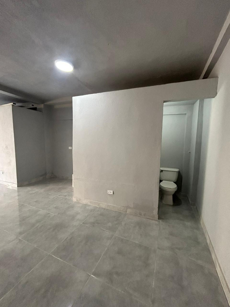Local En Arriendo - El Diamante, Cali