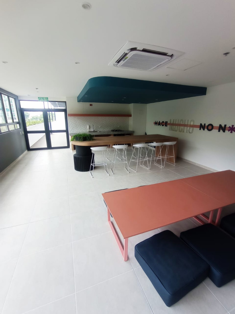 Apartaestudio En Venta - La Campiña, Cali