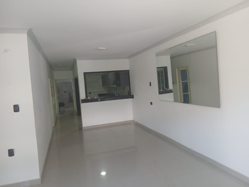 Casa En Venta - La Lorena, Pradera