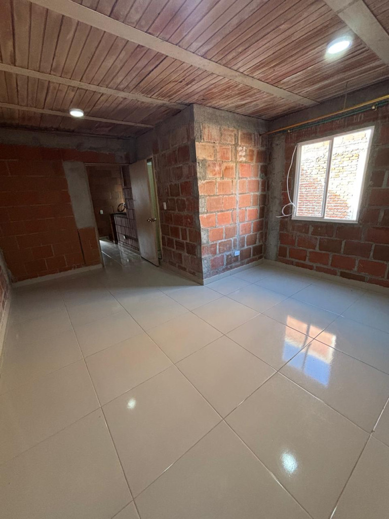 Casa En Arriendo - Ciudad Del Valle, Candelaria
