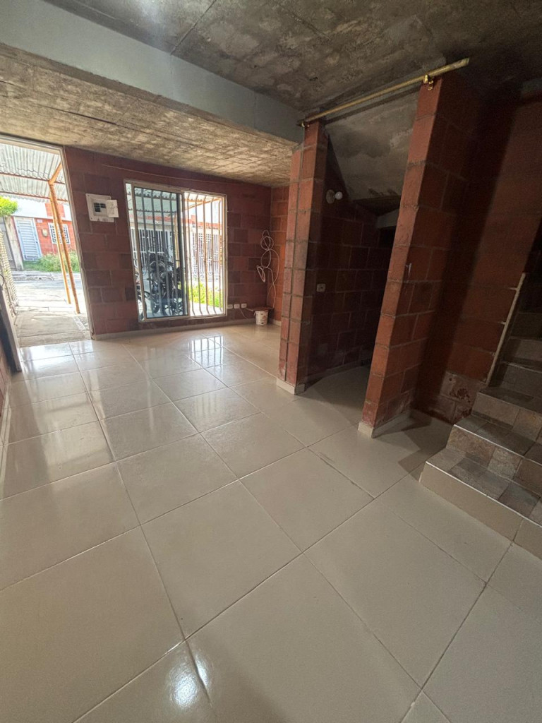 Casa En Arriendo - Ciudad Del Valle, Candelaria