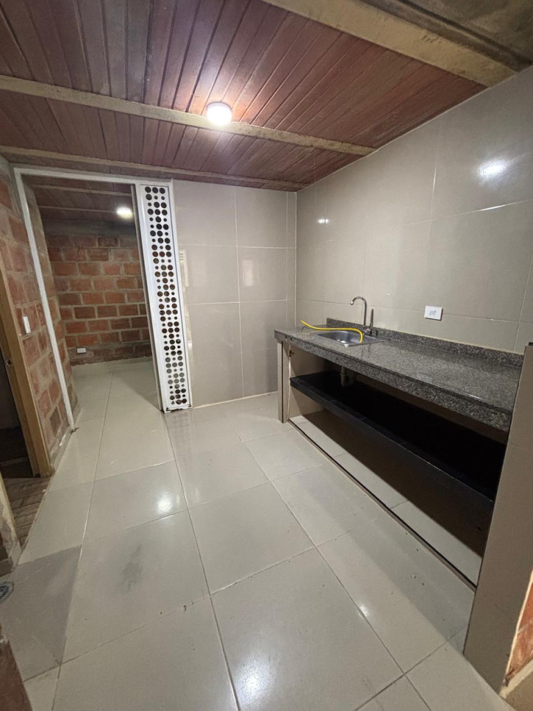 Casa En Arriendo - Ciudad Del Valle, Candelaria