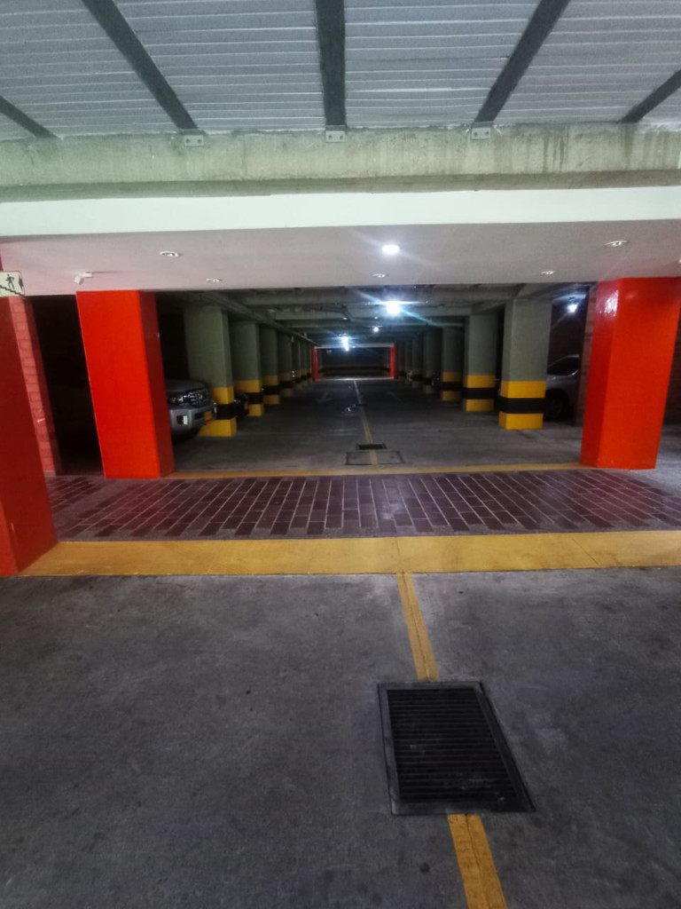 Apartamento En Venta - Ciudad Jardín, Cali