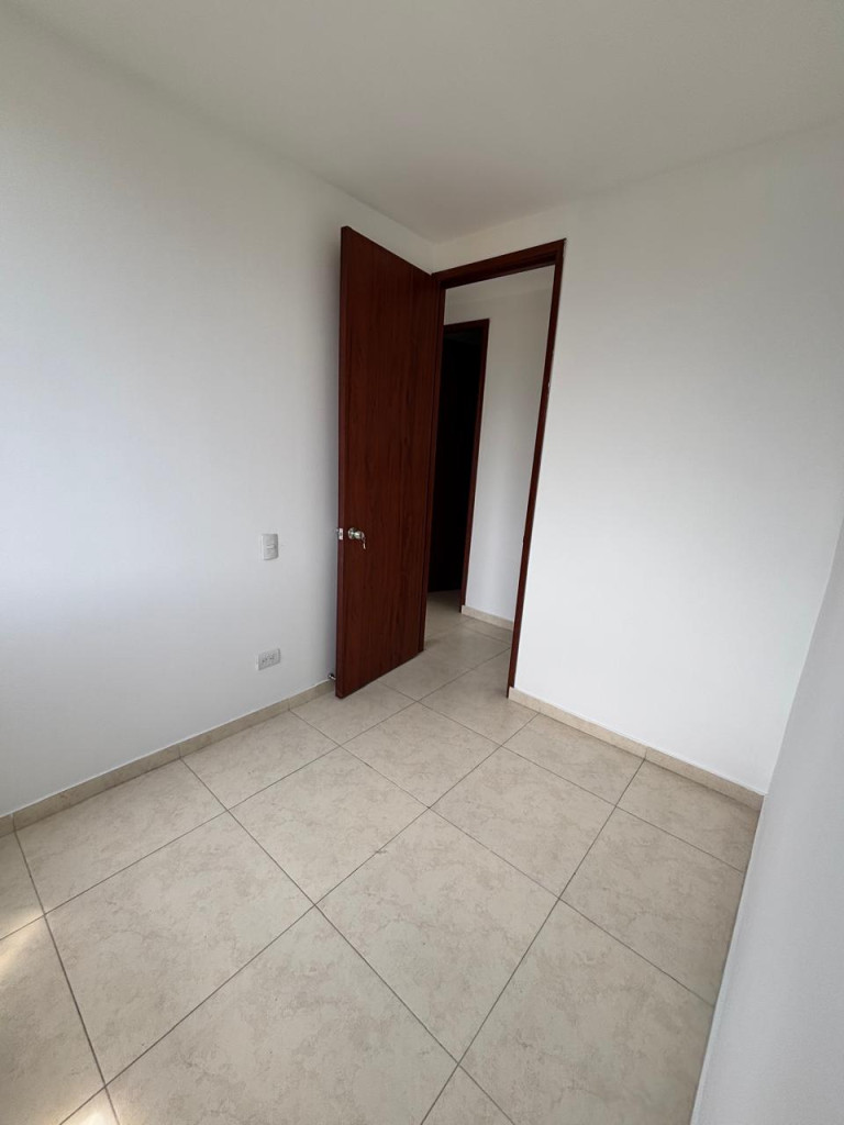Apartamento En Arriendo - Las Vegas De Comfandi, Cali