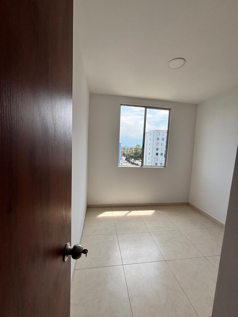 Apartamento En Arriendo - Las Vegas De Comfandi, Cali