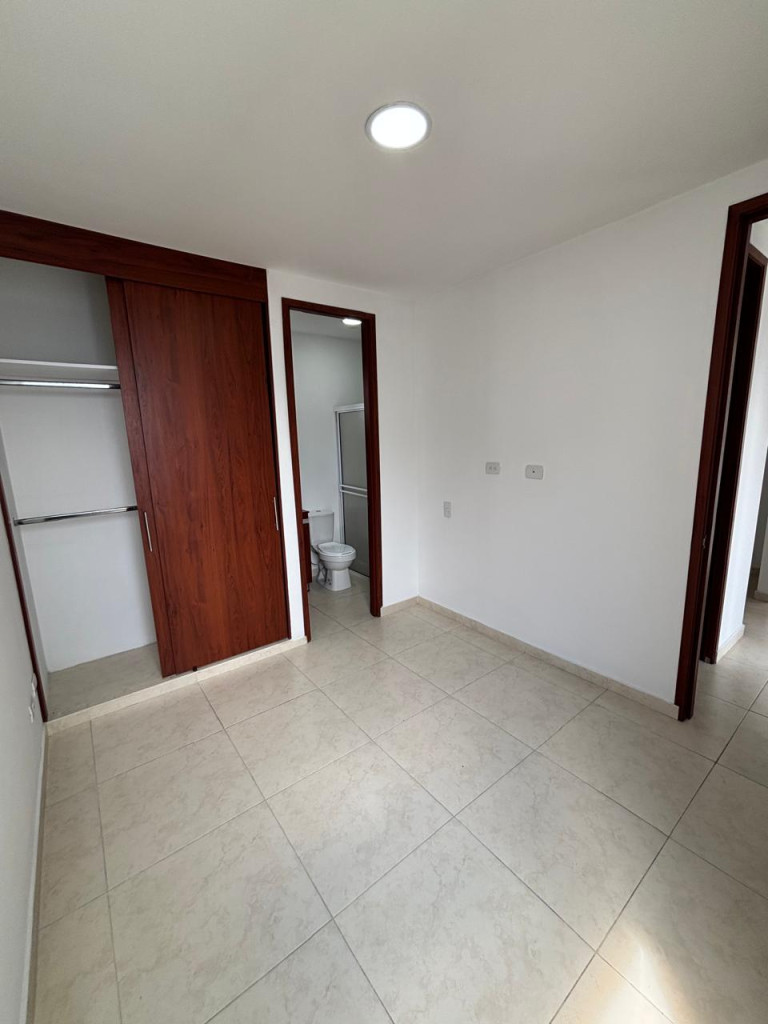Apartamento En Arriendo - Las Vegas De Comfandi, Cali