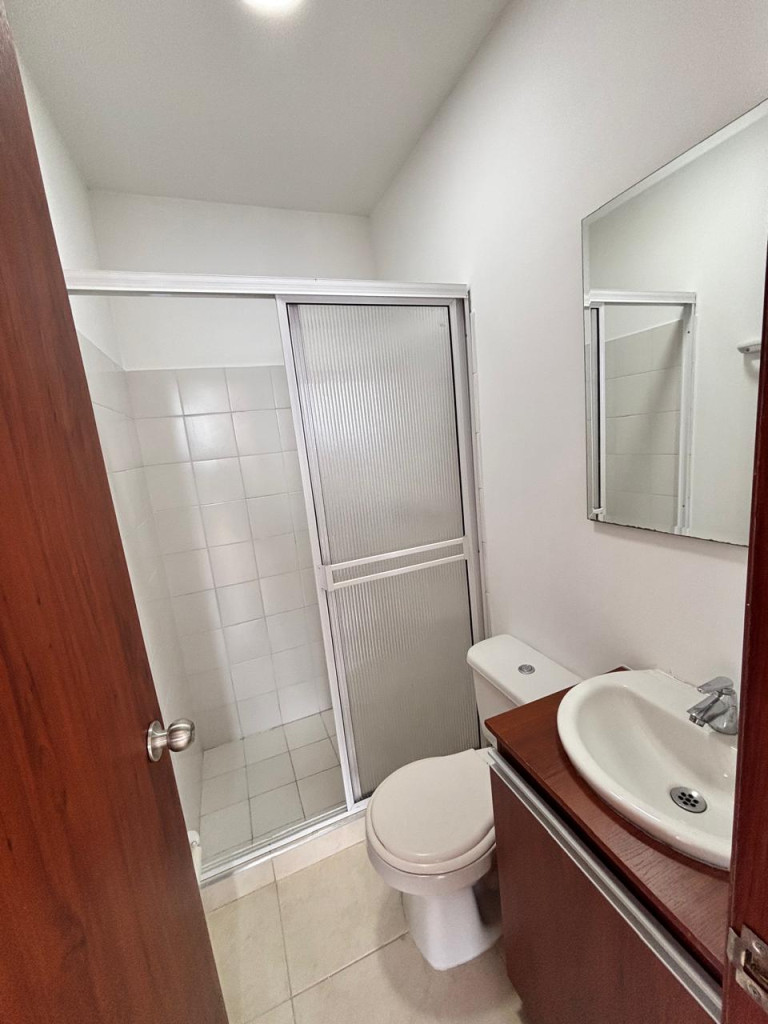 Apartamento En Arriendo - Las Vegas De Comfandi, Cali