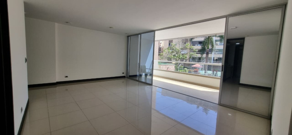 Apartamento En Arriendo - Pance, Cali