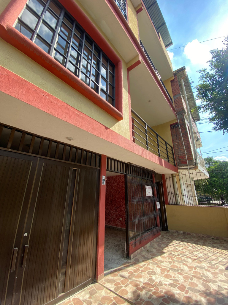 Edificio En Venta - Atanasio Girardot, Cali