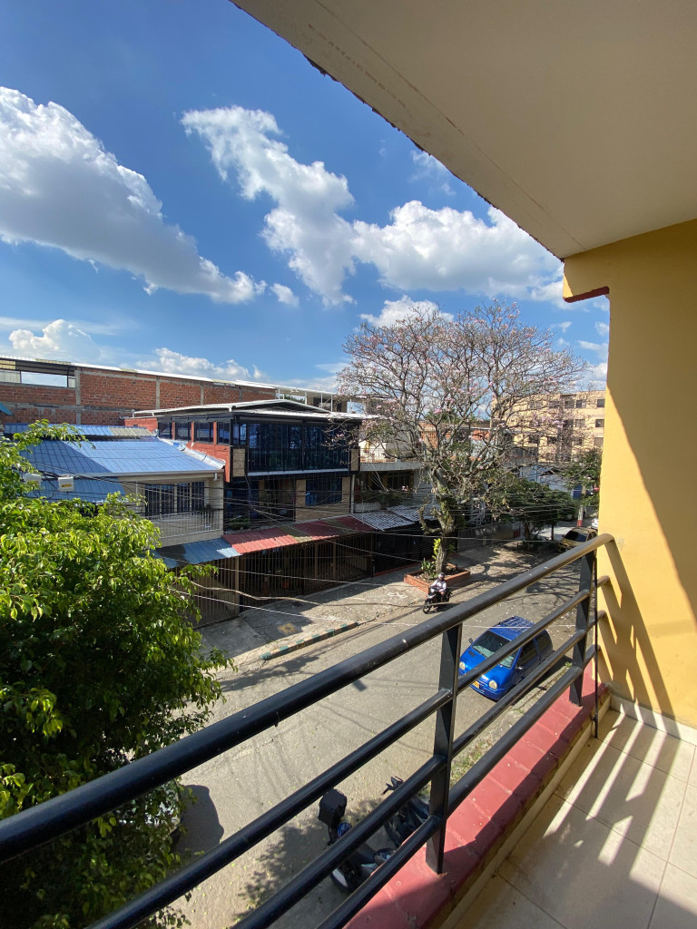 Edificio En Venta - Atanasio Girardot, Cali
