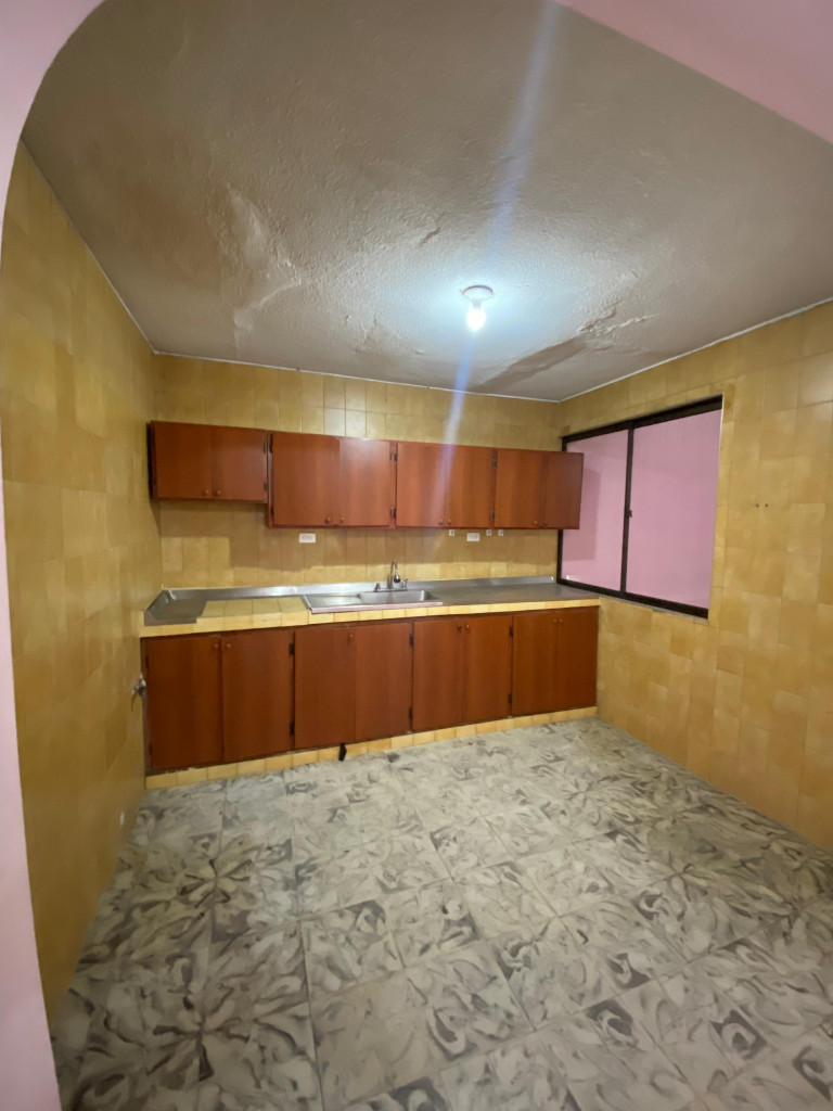Edificio En Venta - Atanasio Girardot, Cali