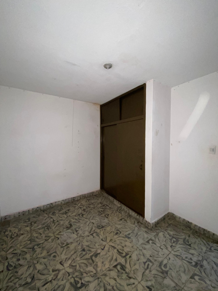 Edificio En Venta - Atanasio Girardot, Cali