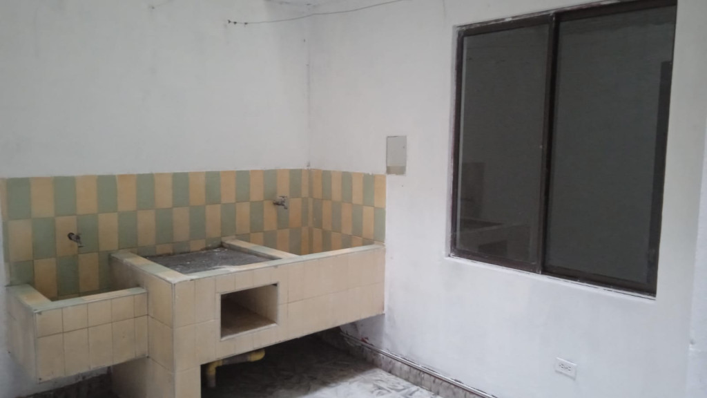 Edificio En Venta - Atanasio Girardot, Cali