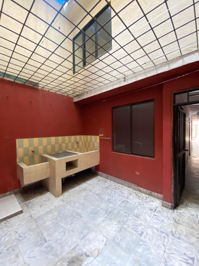 Edificio En Venta - Atanasio Girardot, Cali