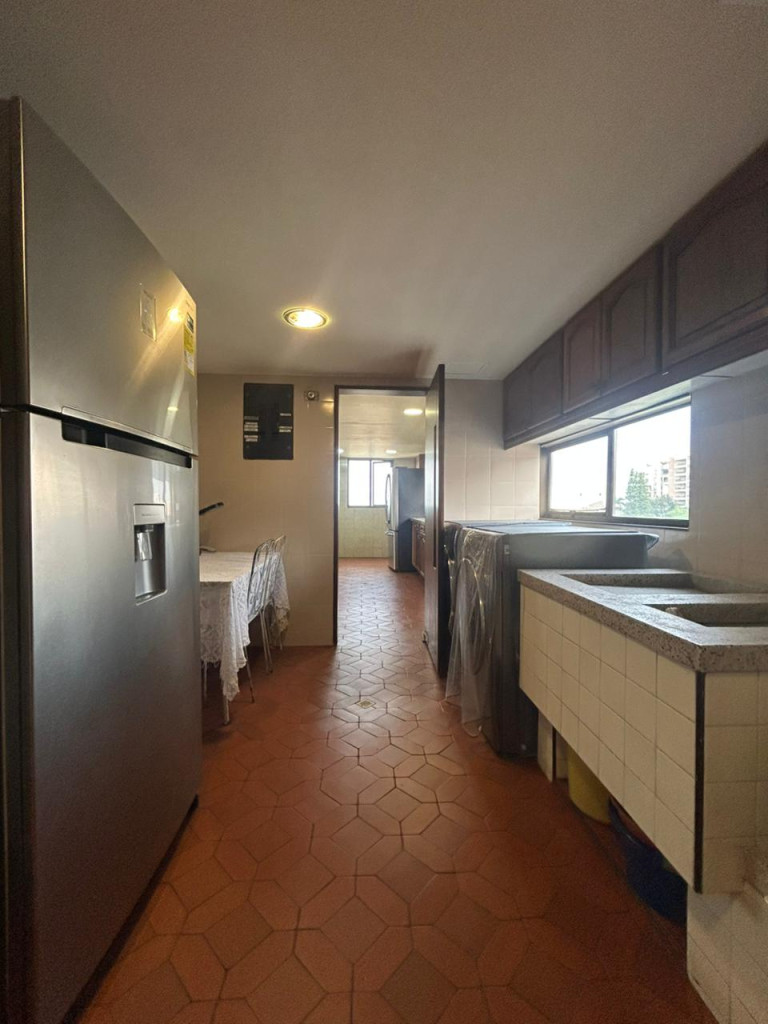 Apartamento En Venta - La Arboleda, Cali