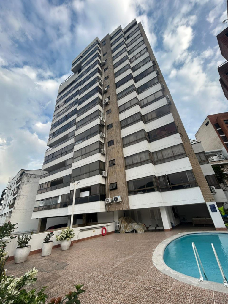 Apartamento En Venta - La Arboleda, Cali