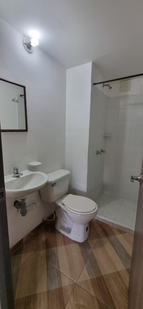Apartamento En Arriendo - Las Vegas De Comfandi, Cali
