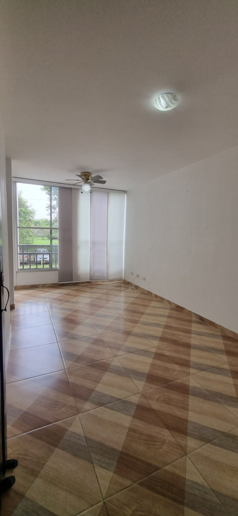 Apartamento En Arriendo - Las Vegas De Comfandi, Cali